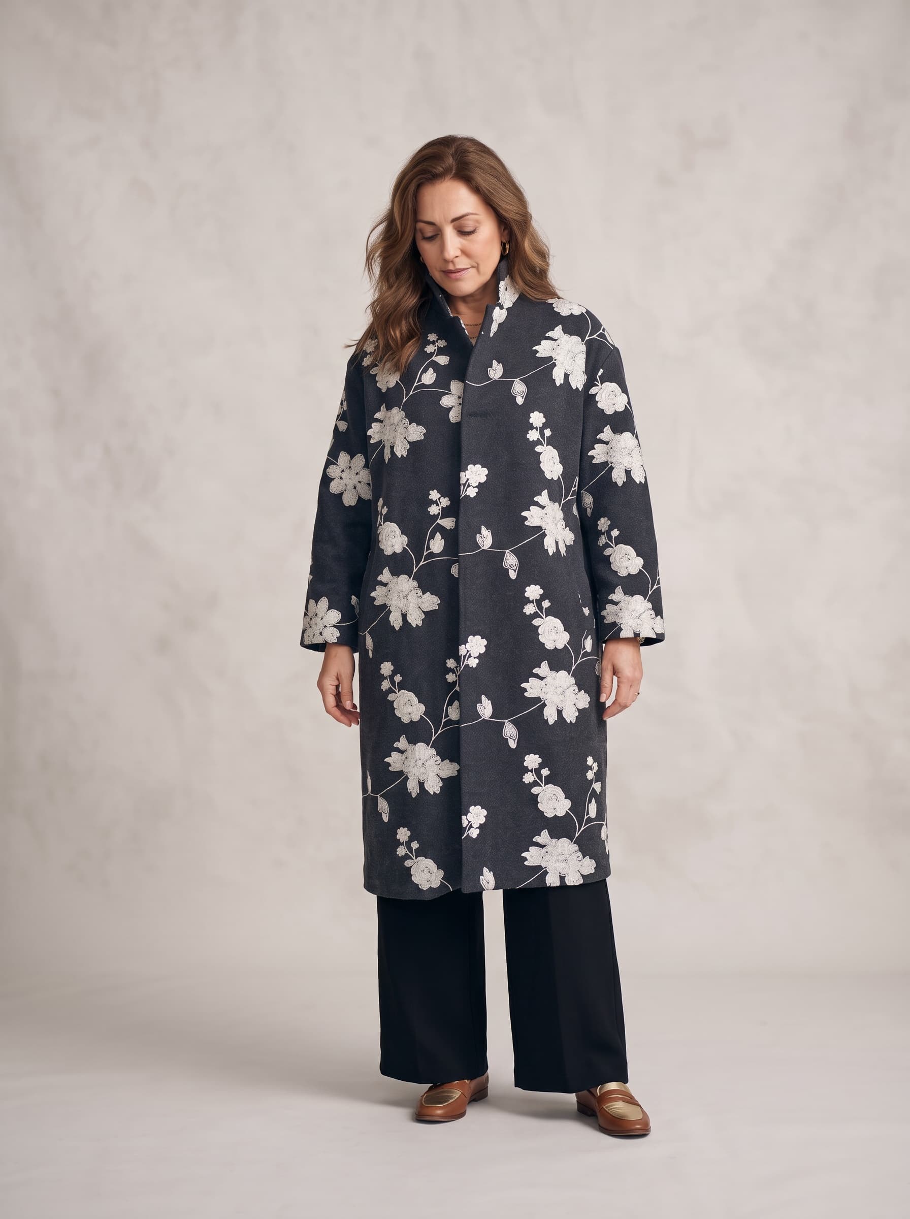 Cappotto in Lana con Ricami — immagine 2
