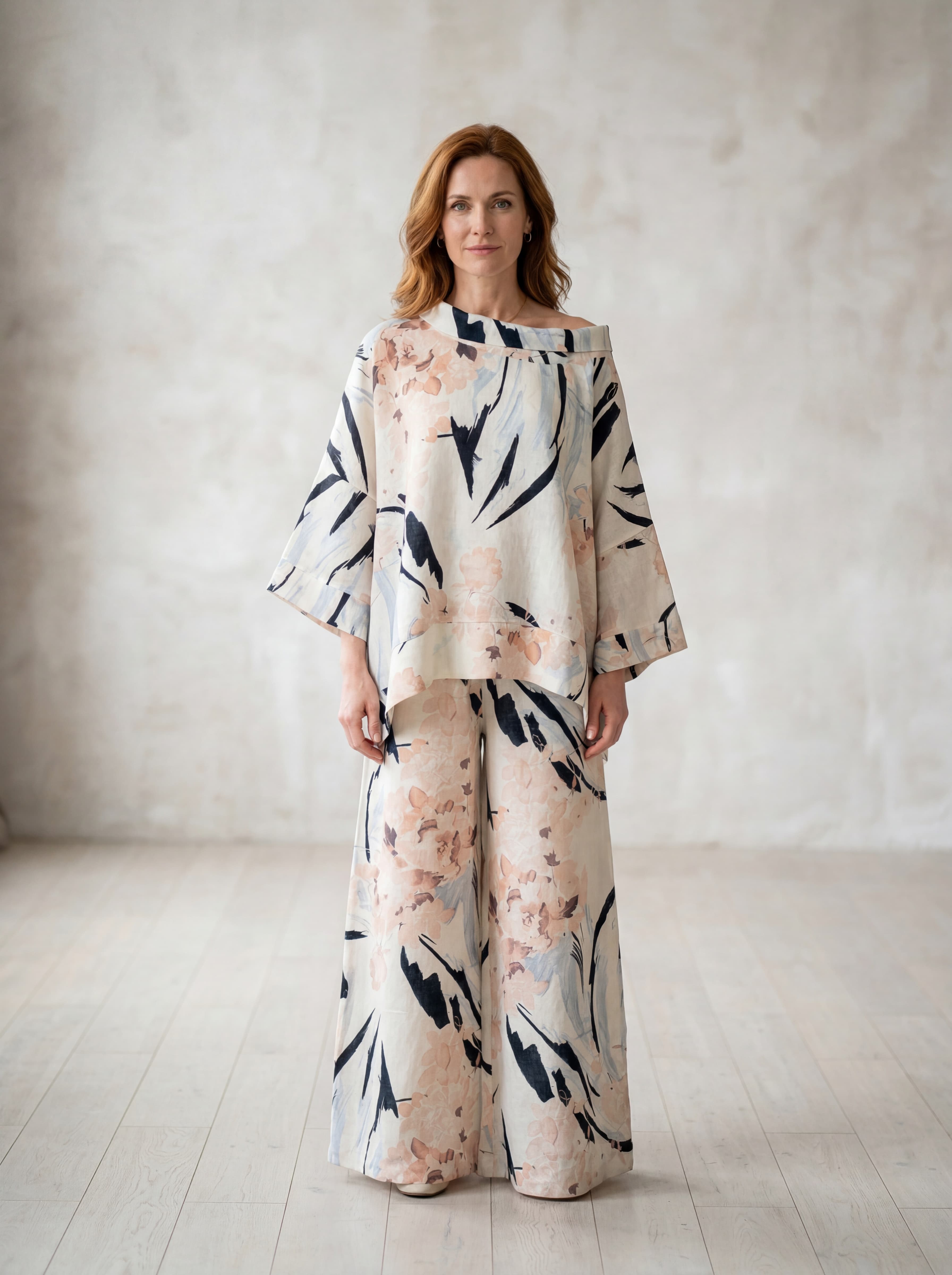 Poncho in Lino con Stampa Floreale — immagine 2