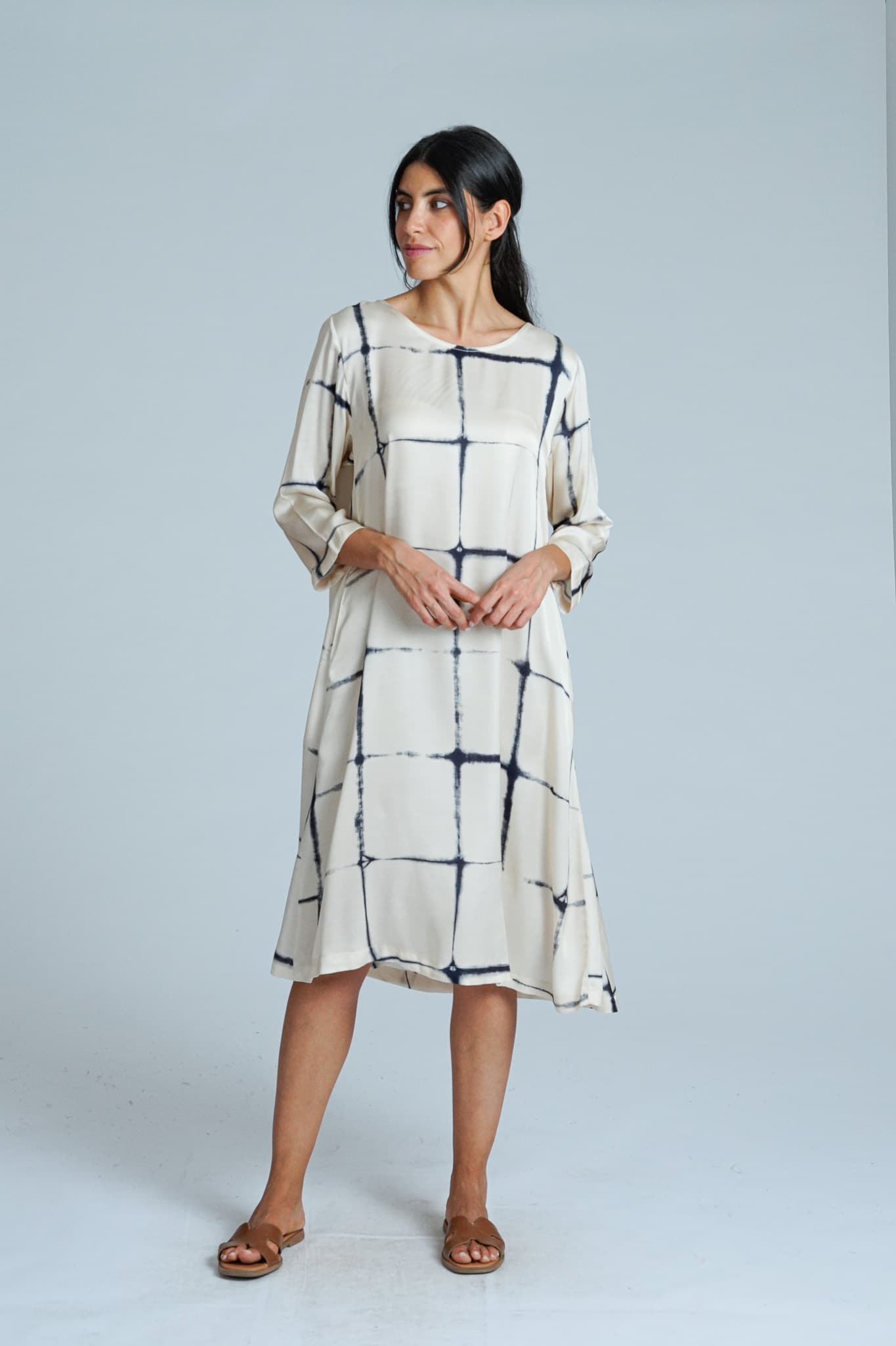 Abito Midi in Viscosa con Stampa Shibori — immagine 2
