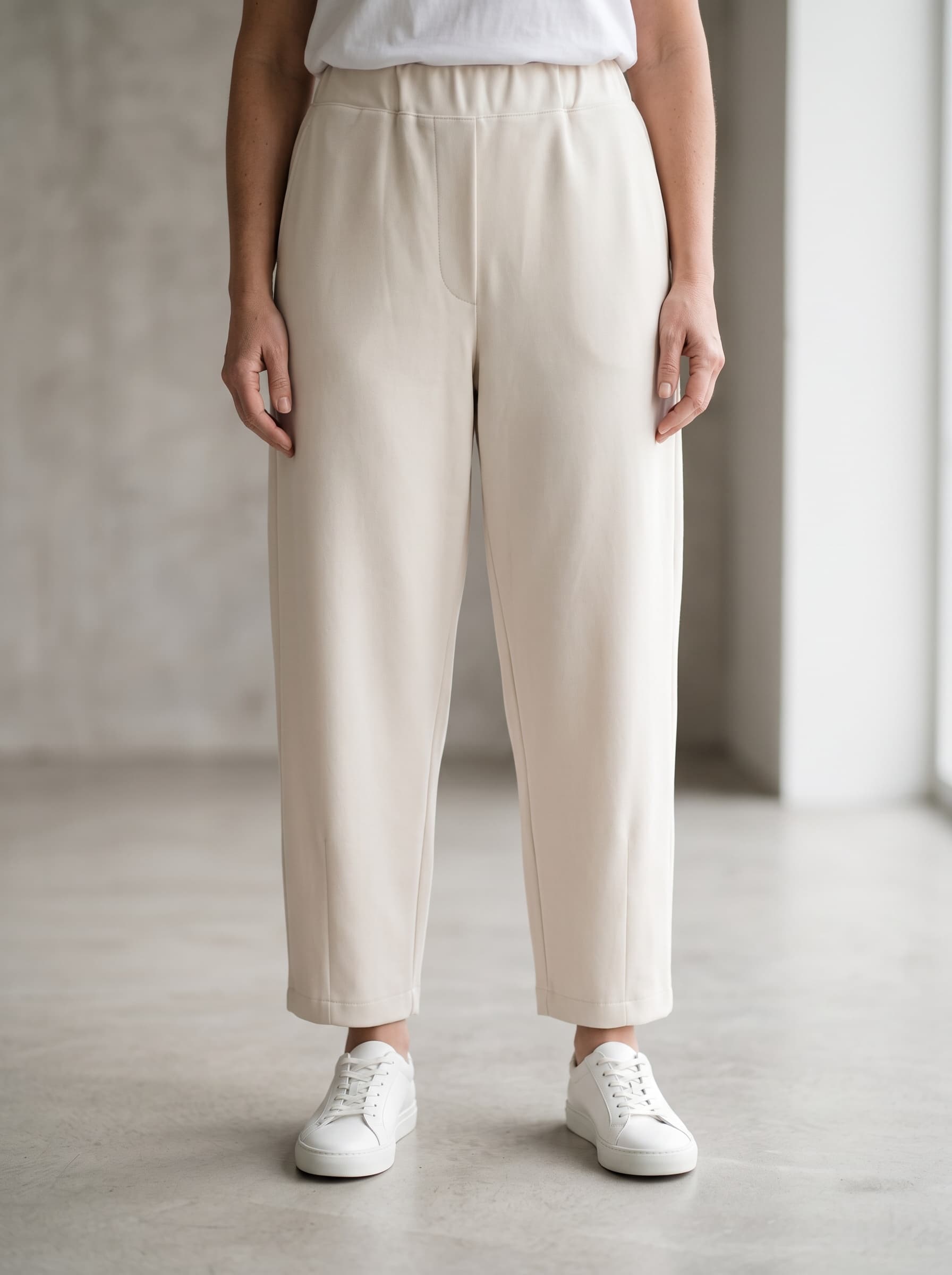 Pantaloni Beige — immagine 1