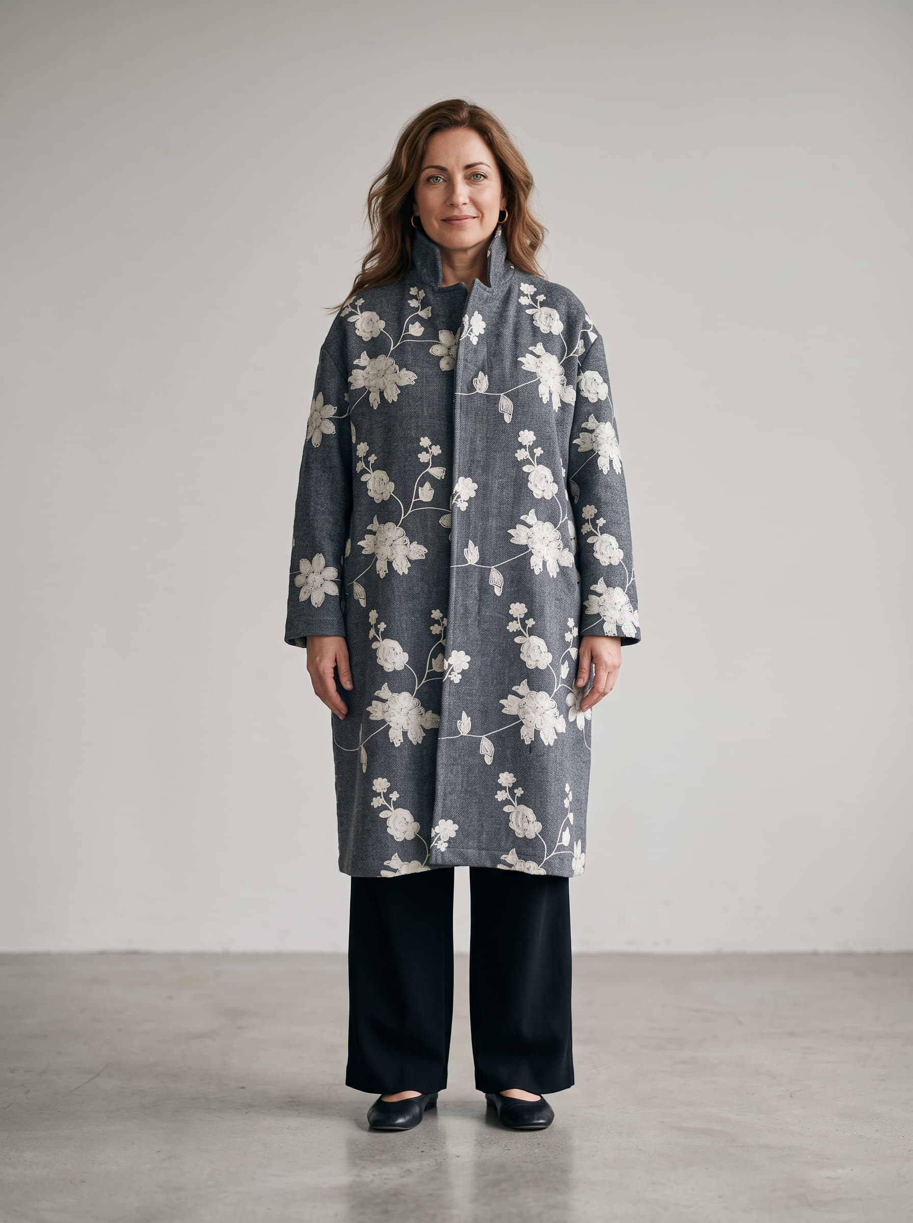 Cappotto in Lana con Ricami — immagine 1